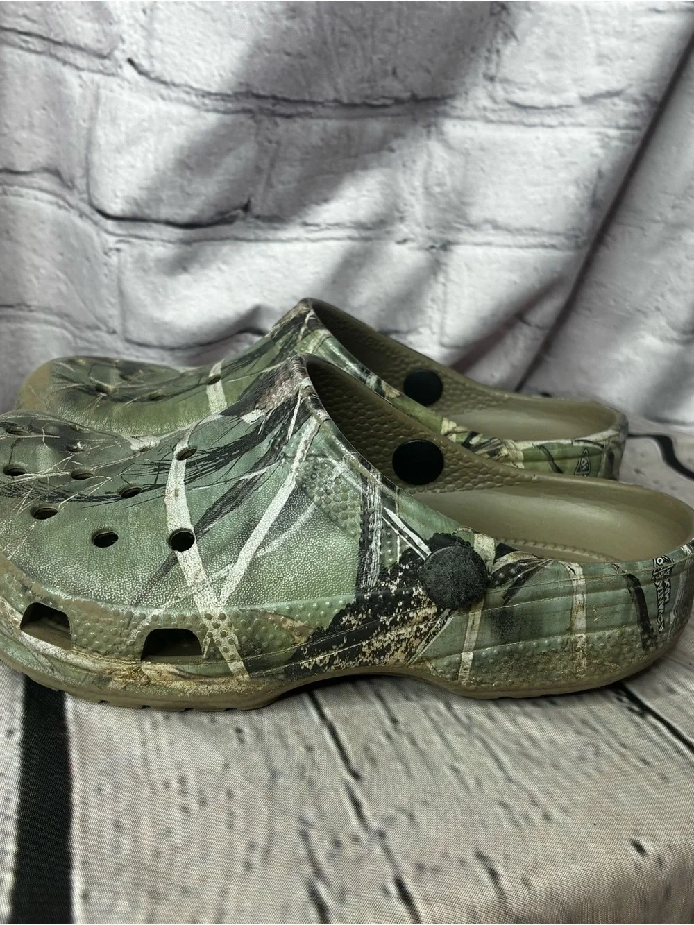 5/$20 Crocs Junior Camo Hunting Fishing Outdoor Casual Slip On‎ Clogs Sz 1 AS IS